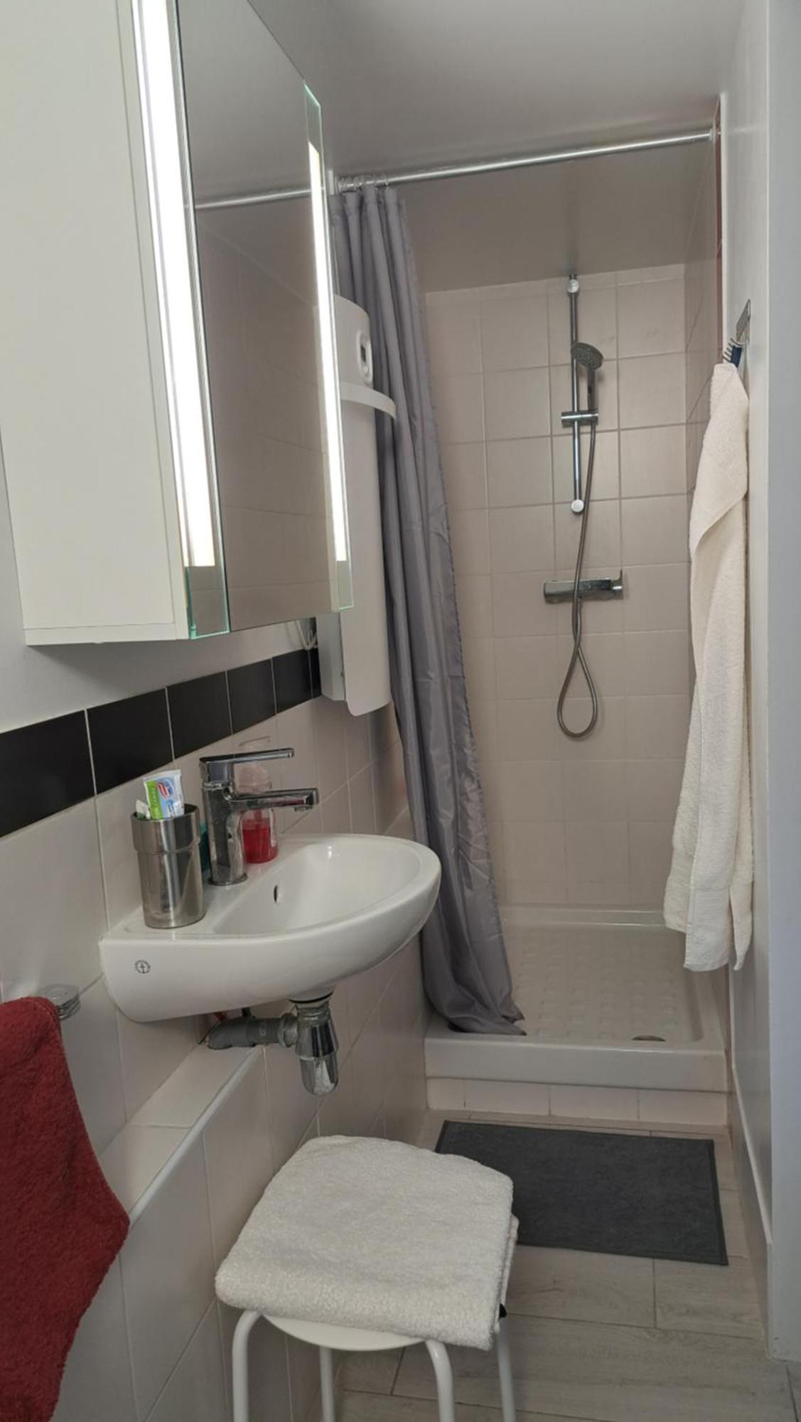 Sainte-Geneviève-des-Bois Studio Maxi 3 Pers, Acces Facile, Proche Gare Pour Paris מראה חיצוני תמונה